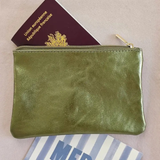 Pochette en cuir avec fermeture éclair