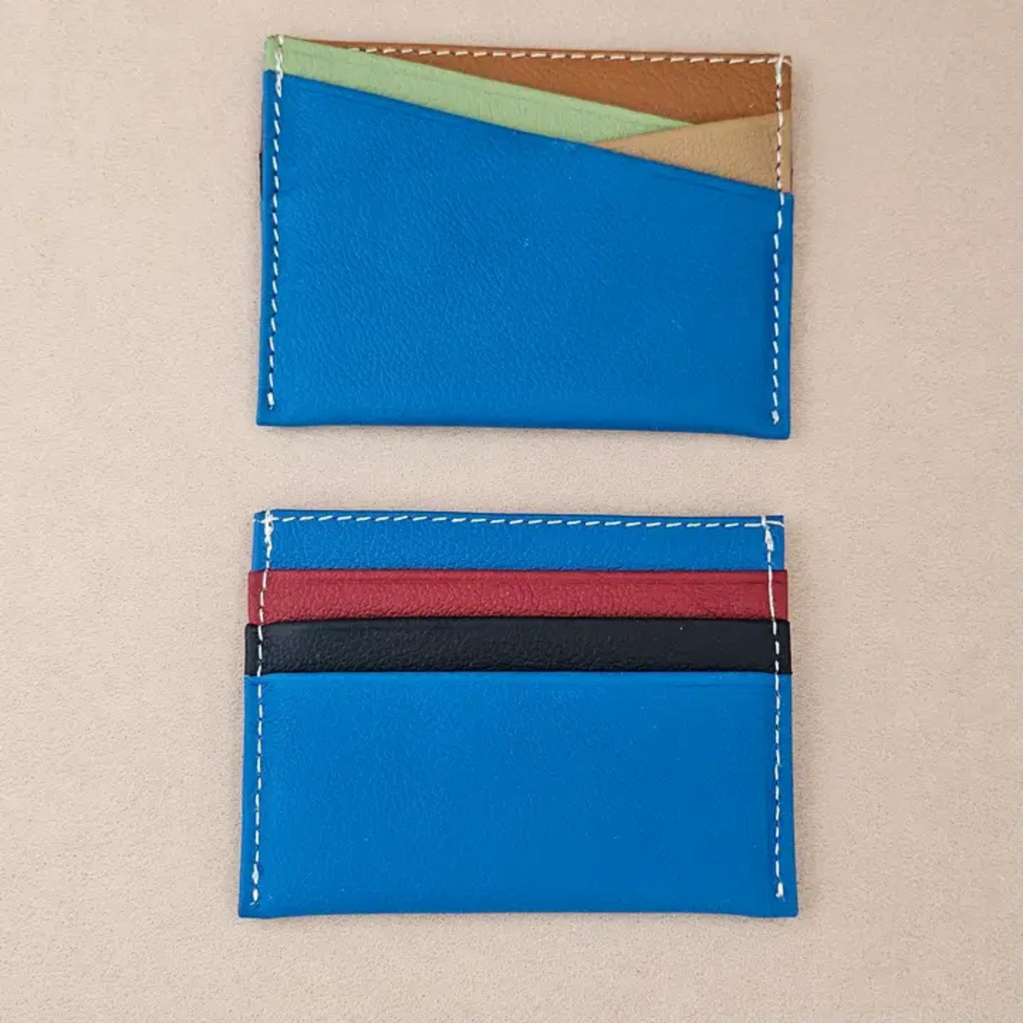 Porte carte en cuir upcyclé